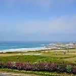 6 The Vista